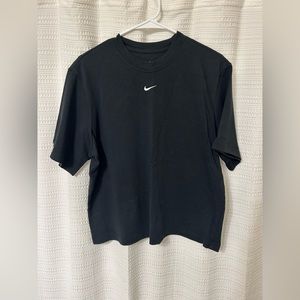 Nike tee black (Size M)